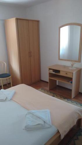 Apartment Lumbarda 4402b