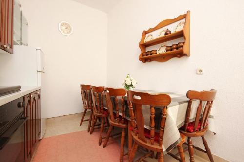 Apartment Makarska 6767b