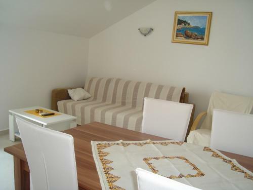 Apartments Villa Kosovi?
