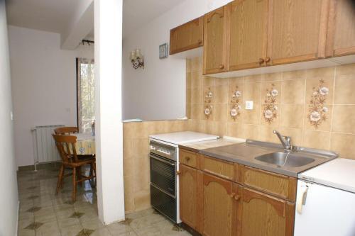 Apartment Stara Novalja 4056a