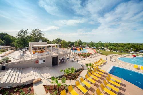 Mobilhome Victoria Camping Lanterna