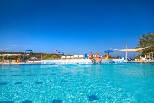 Mobilhome Victoria Camping Lanterna