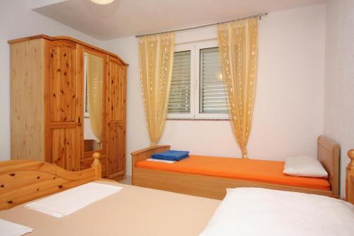 Hostal Apartments With A Parking Space Vodice - 2995