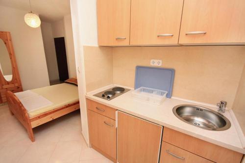 Hostal Apartments With A Parking Space Vodice - 2995