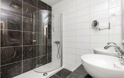 Holiday Home Kampor I