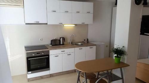 Apartments Iva