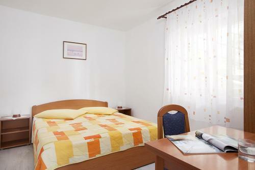 Apartments Iris