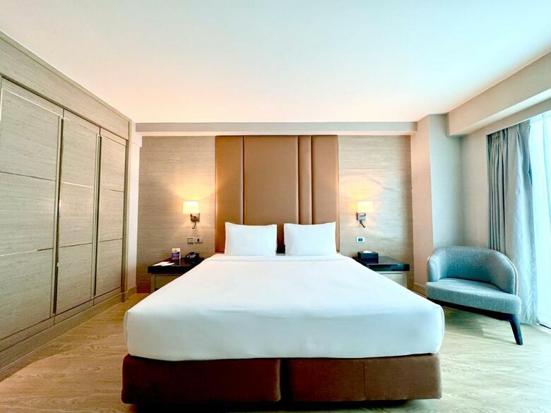 Hotel Ramada By Wyndham Bangkok Sukhumvit 11