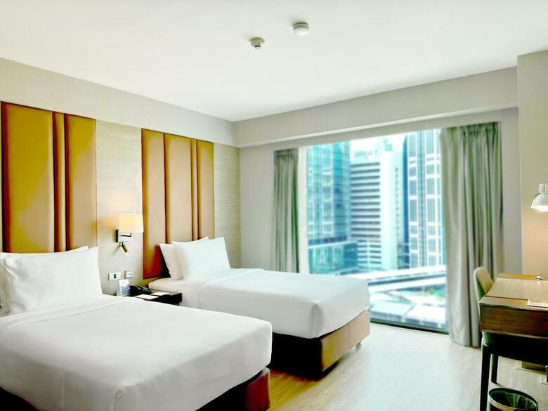 Hotel Ramada By Wyndham Bangkok Sukhumvit 11