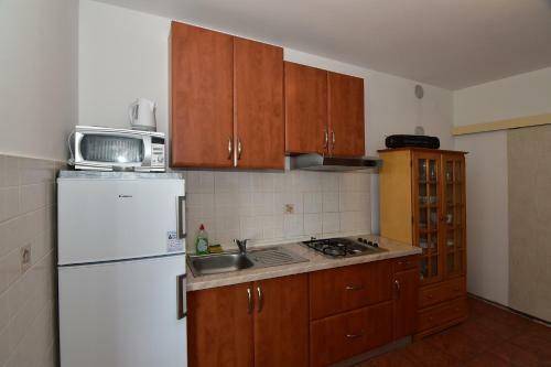 Apartments Dobrinic