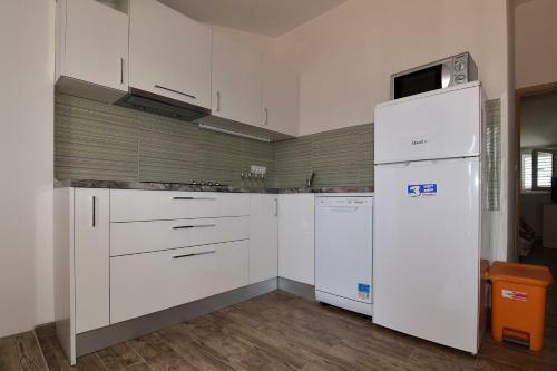 Apartments Dobrinic