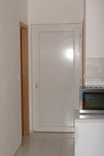 Apartment Sumpetar 2808a