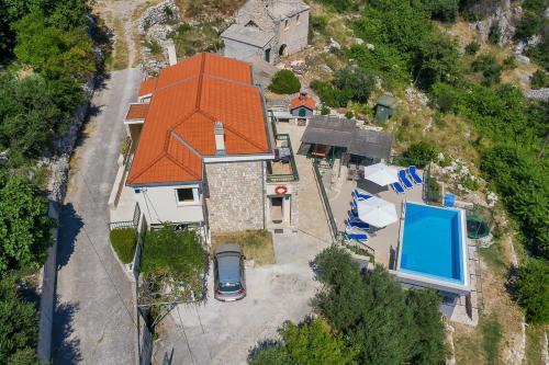 Villa Makar