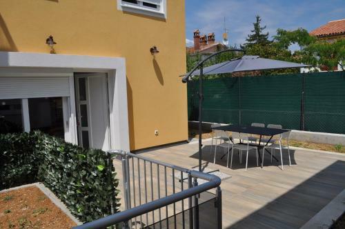 Funtana Three-bedroom Apartment 1