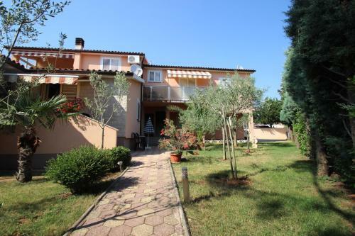Apartments Jeromela