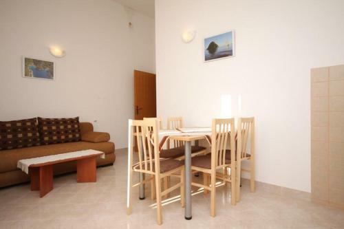 Apartment Seget Vranjica 8507a
