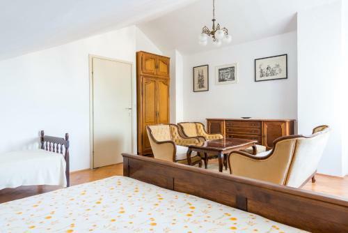 Apartment Golden View