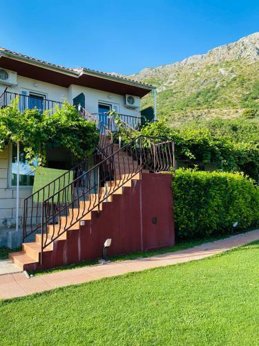 Apartments Tabain