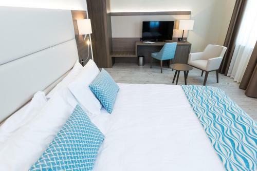 Hotel Petr?ane