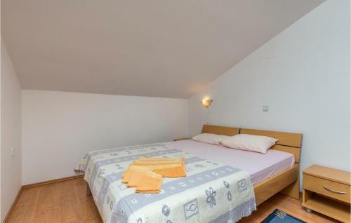 Apartment Punat With Sea View VI