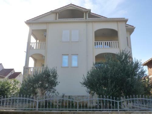 Apartment Adrijana