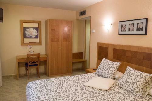 Hotel Hostal Azul