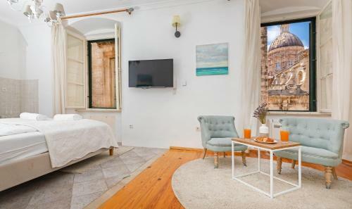 Hostal Arty Old Town Apartments By Irundo