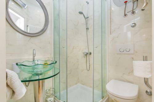 Hostal Arty Old Town Apartments By Irundo