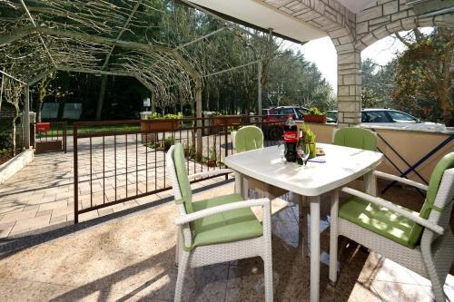 Apartments With A Parking Space Porec - 2216