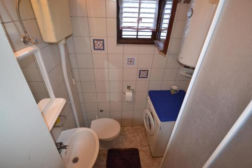 Apartment Postira 11168a