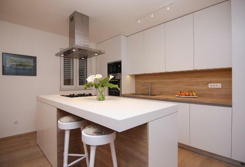 Apartment Letica