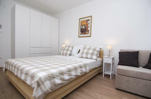 Apartment Letica