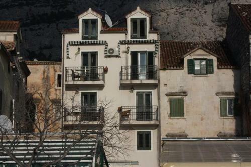 Hostal Apartments By The Sea Makarska - 11224