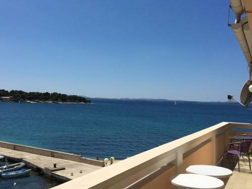 Hostal Guest House Punta Grzan
