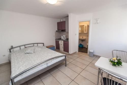 Apartment Carmen