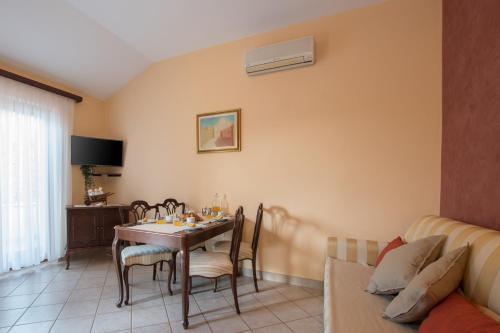 Apartments Viler