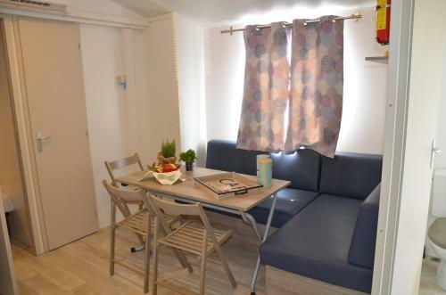 Happy Camp Mobile Homes In Camping Park Umag