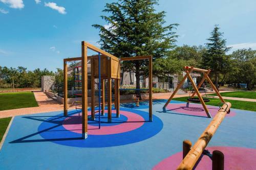 Happy Camp Mobile Homes In Camping Park Umag