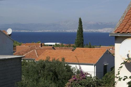 Apartments With A Parking Space Supetar (brac) - 2848
