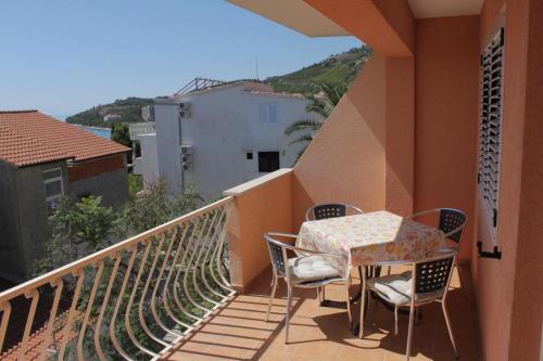 Apartments By The Sea Tucepi (makarska) - 6806
