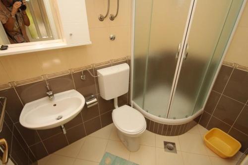 Apartments By The Sea Tucepi (makarska) - 6806