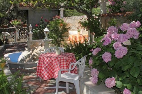 Apartments By The Sea Tucepi (makarska) - 6806