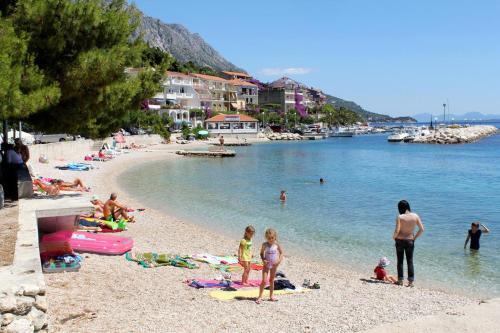 Apartments By The Sea Podgora (makarska) - 11432