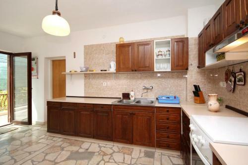 Apartment Vrboska 104a