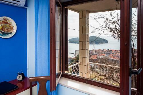 Hostal Guesthouse Maja