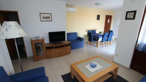 Apartment In Porat/insel Krk 14725