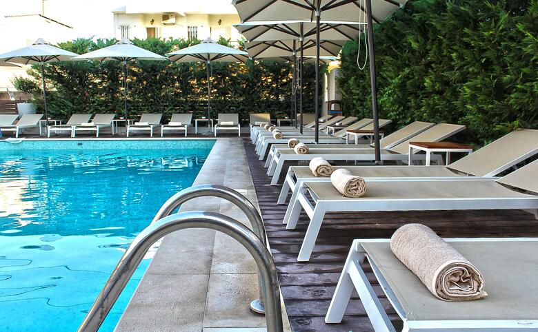Nefeli Hotel