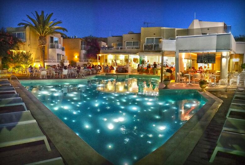 Nefeli Hotel