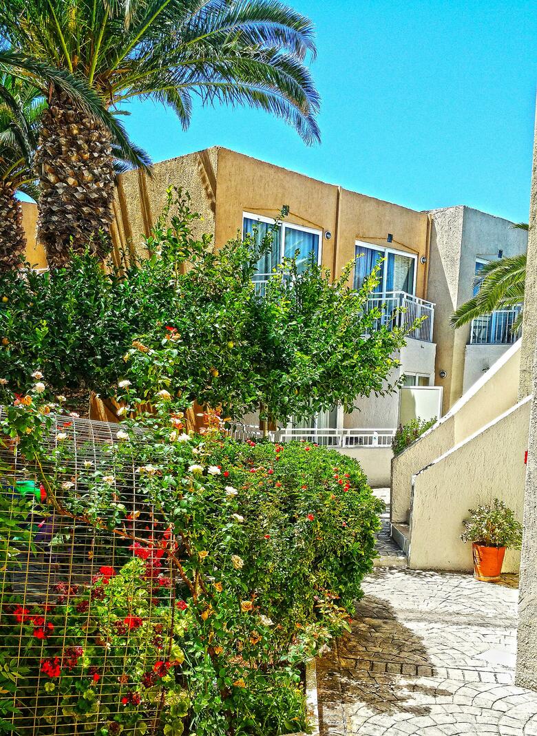 Nefeli Hotel