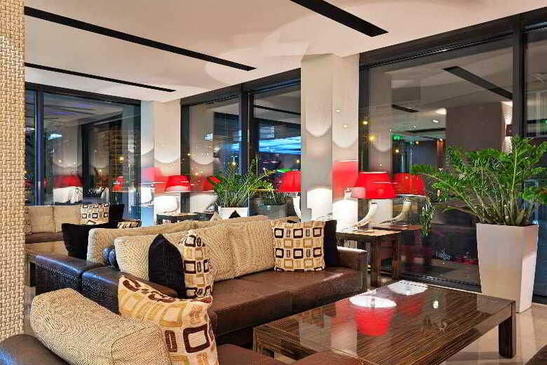 Hotel Cubix